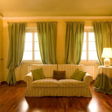 Palazzo Bianchini Luxury Apartment